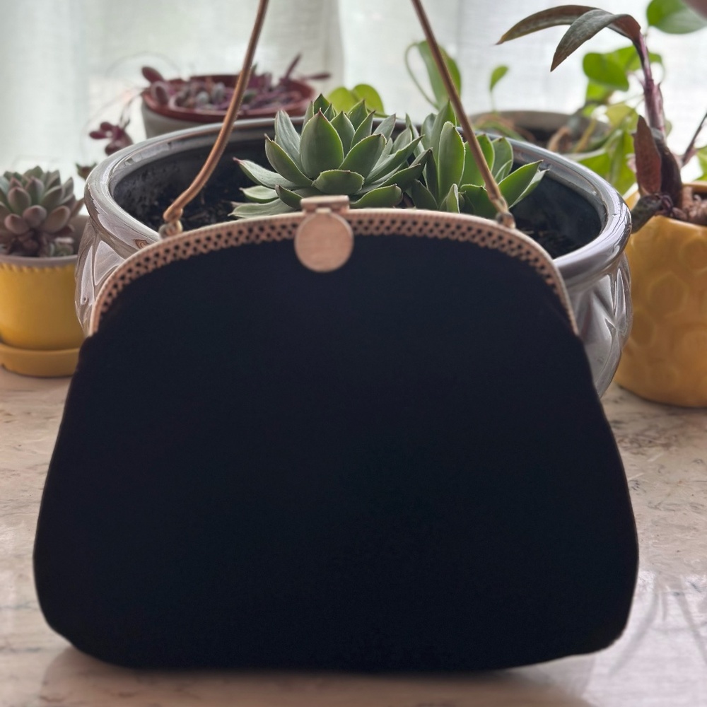 Black Velvet Aalborg Purse